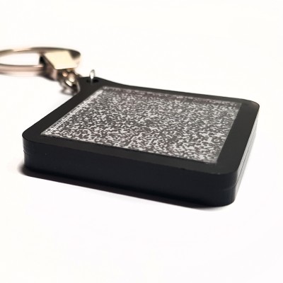 Μπρελόκ με Ευρωπαικό QR Code σε Μαύρο Plexiglass το Πιστοποιητικό του Εμβολιασμού σου
