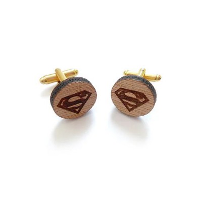 Μανικετόκουμπα Superman Cufflinks από Ξύλο με Χάραξη και Χρυσό Κούμπωμα