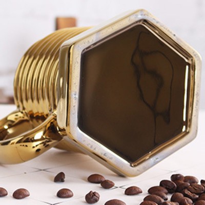 Τρισδιάστατη Κεραμική Κούπα Βίδα 400ml για Καφέ & Τσάι